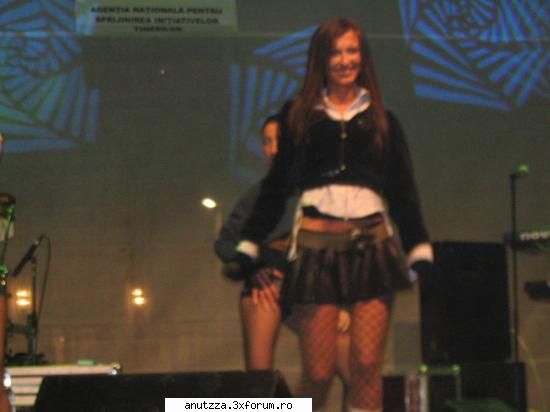Poze poze - nu mai are nevoie de prezentare ea este andreea - Andreea Balan
